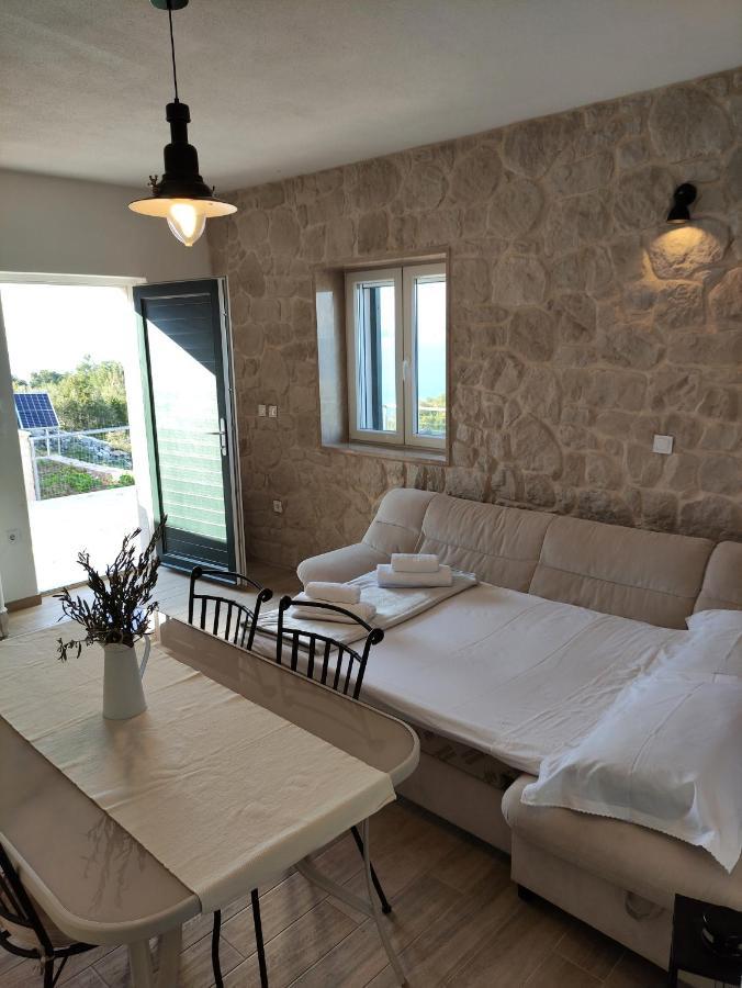 Secluded Holiday Home Heritage Postira Dış mekan fotoğraf